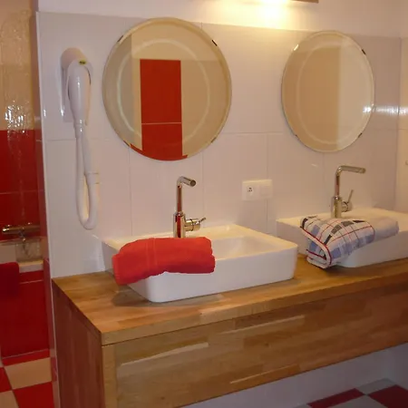Feriehus La Grange De David Is Accessible To People With Reduced Mobility